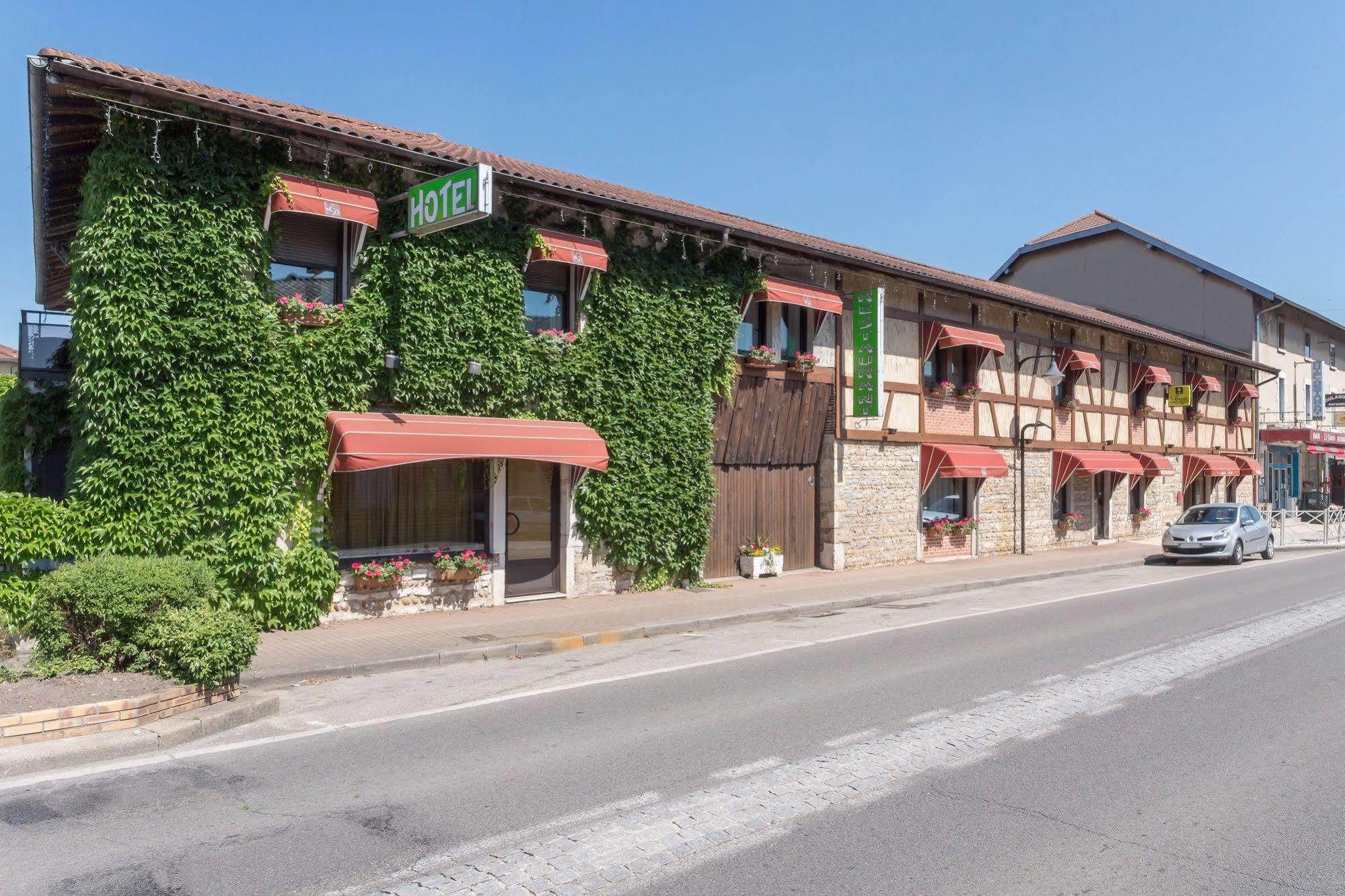 Attignat Hotel Restaurant Laurent Perreal المظهر الخارجي الصورة